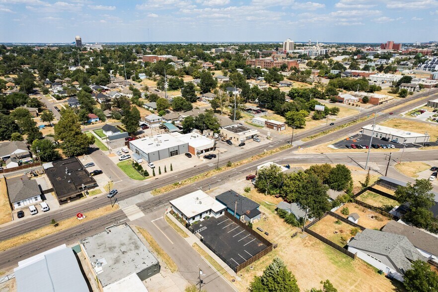 More Photos Of 1420 Linwood Blvd, Oklahoma City Office For Sale