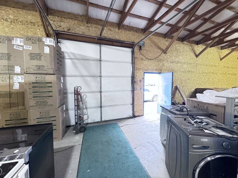 More Photos Of 213 S Rail St W, Shoshone Storefront For Sale