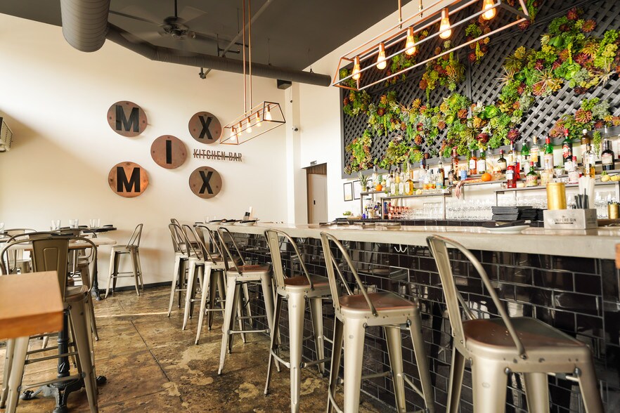 More Photos Of 300 N Main St, Santa Ana Storefront For Sale