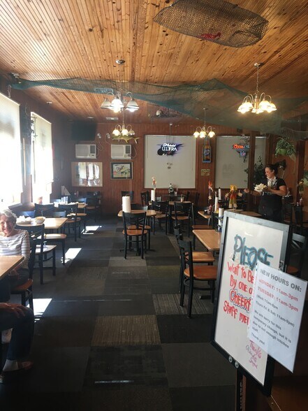 More Photos Of 302 Highway 22 W, Madisonville Restaurant For Sale