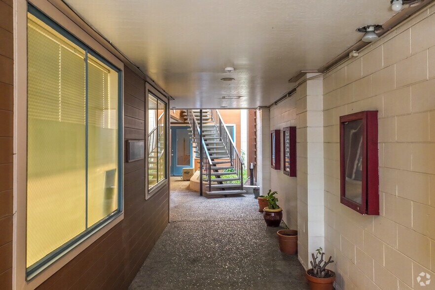 More Photos Of 1919 Addison St, Berkeley Office For Lease