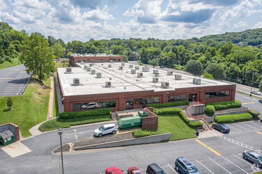 More Photos Of 5880 Nolensville Pike, Nashville Office For Lease