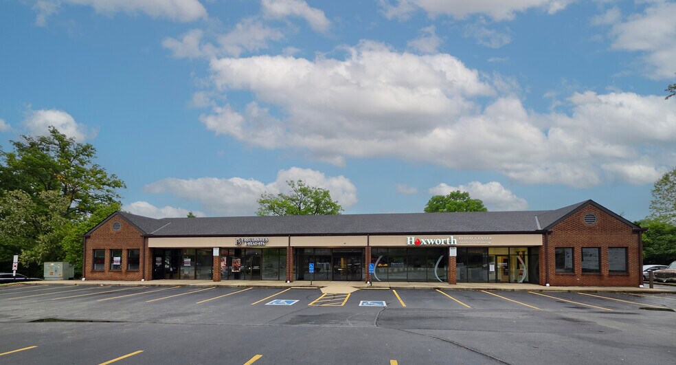 Primary Photo Of 9708 Kenwood Rd, Blue Ash Storefront For Lease