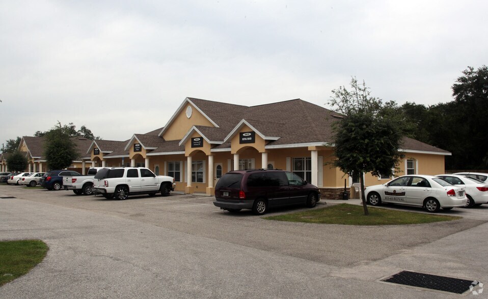 More Photos Of 10028-10038 Water Works Ln, Riverview Medical For Lease