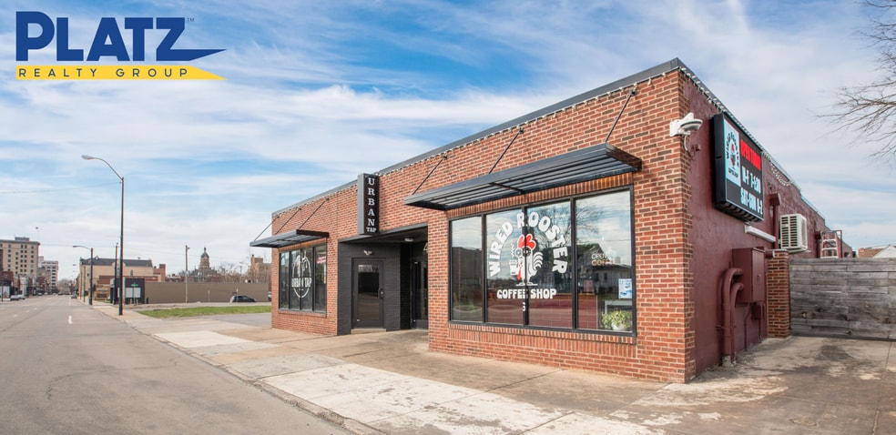 More Photos Of 439 E Market St, Warren Restaurant For Sale