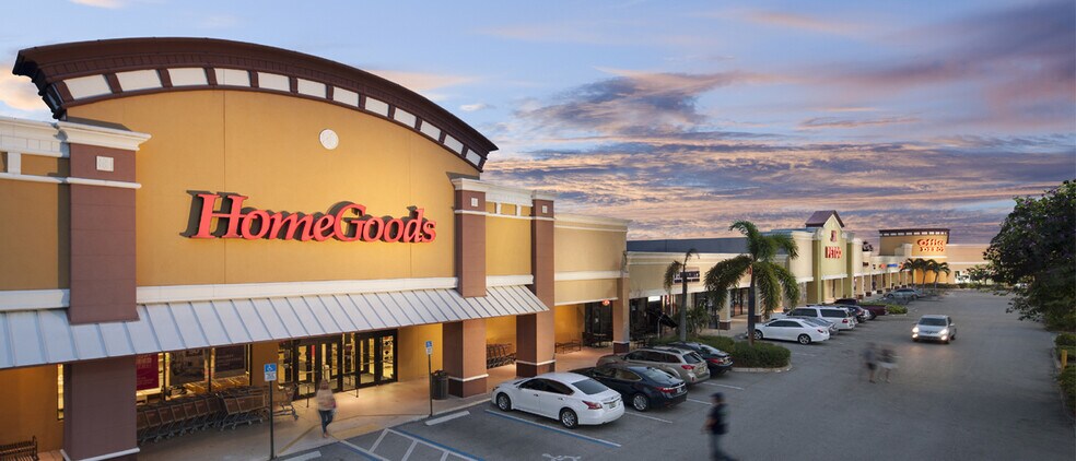 Primary Photo Of 2321-2377 SE Federal Hwy, Stuart Unknown For Lease