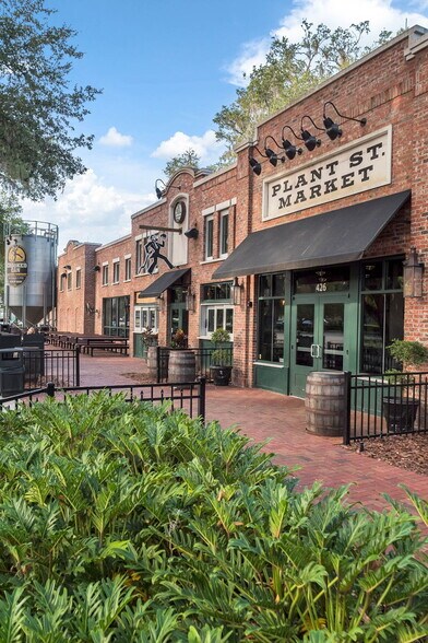 More Photos Of 557 W Plant St, Winter Garden Office For Sale