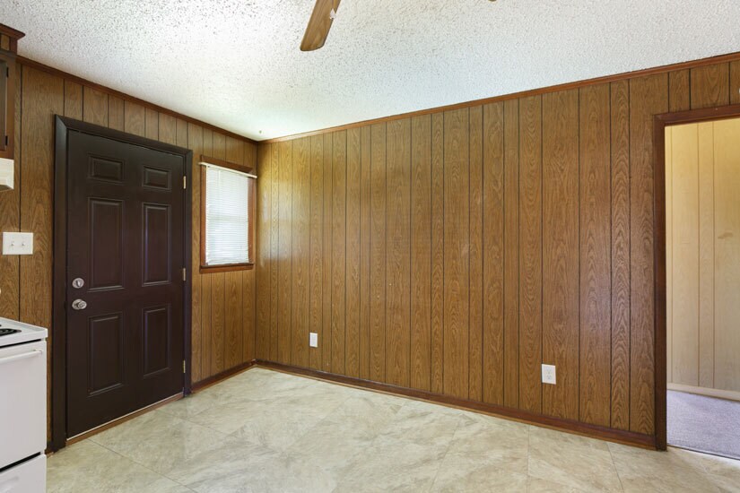 More Photos Of 1043-1053 Rulnick St, Fayetteville Apartments For Sale