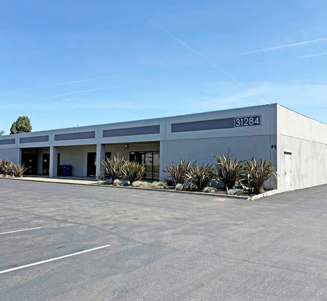More Photos Of 31284 San Antonio St, Hayward Warehouse For Lease