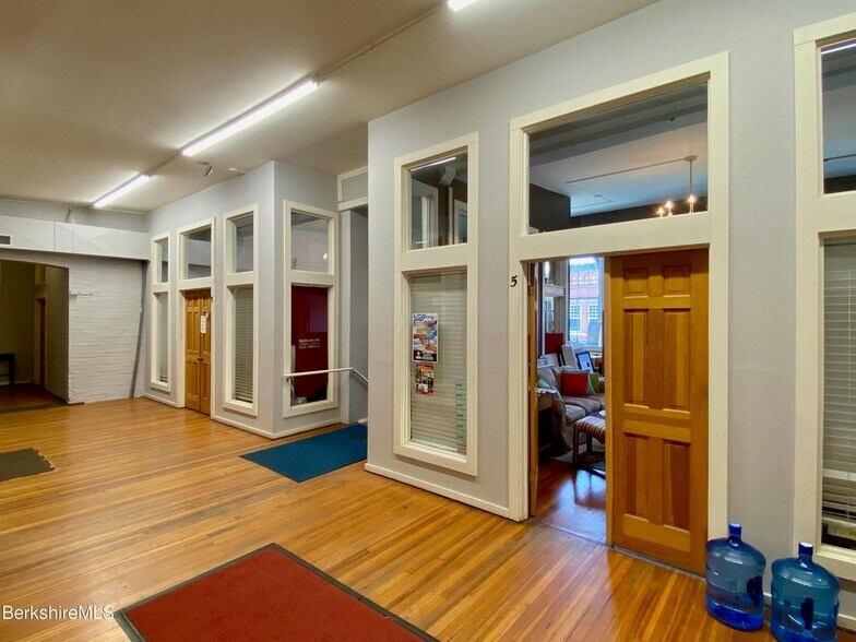 More Photos Of 38 Railroad St, Great Barrington Storefront Retail Office For Lease