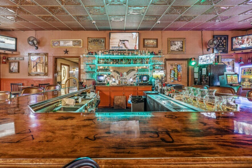 More Photos Of 3261 FM 933, Whitney Restaurant For Sale