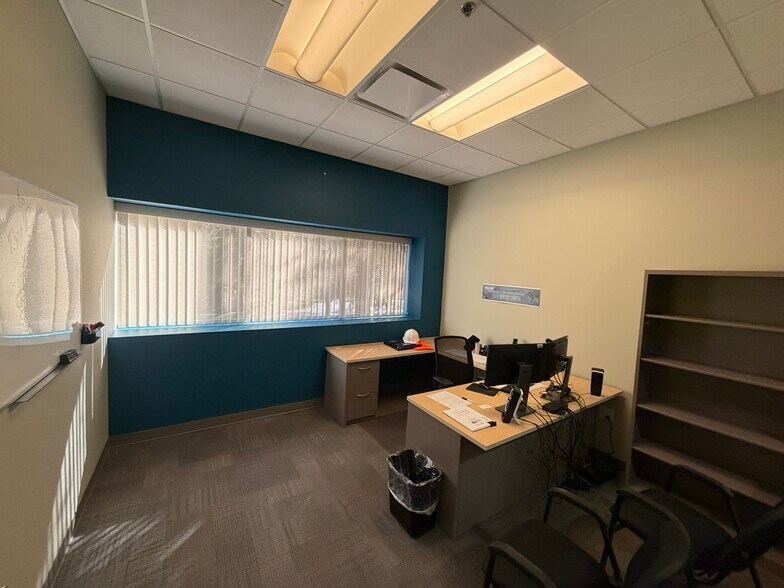 More Photos Of 160 N Westmonte Dr, Altamonte Springs Office For Sale