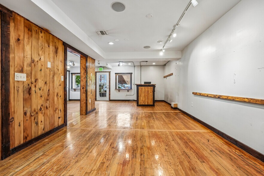 More Photos Of 271 Newark Ave, Jersey City Storefront Retail Residential For Sale