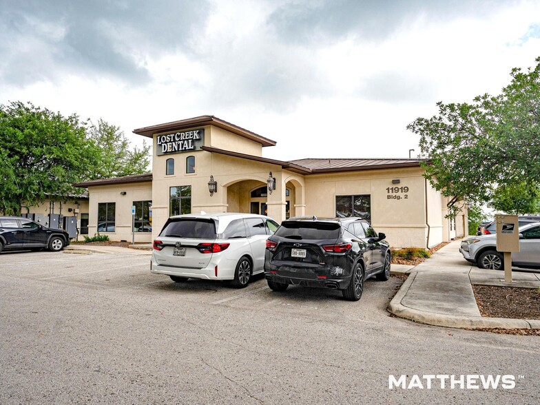 More Photos Of 11919 Culebra Rd, San Antonio Medical For Sale
