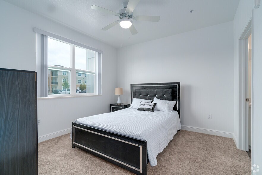 More Photos Of 2089 Heritage Key Blvd, Kissimmee Apartments For Sale