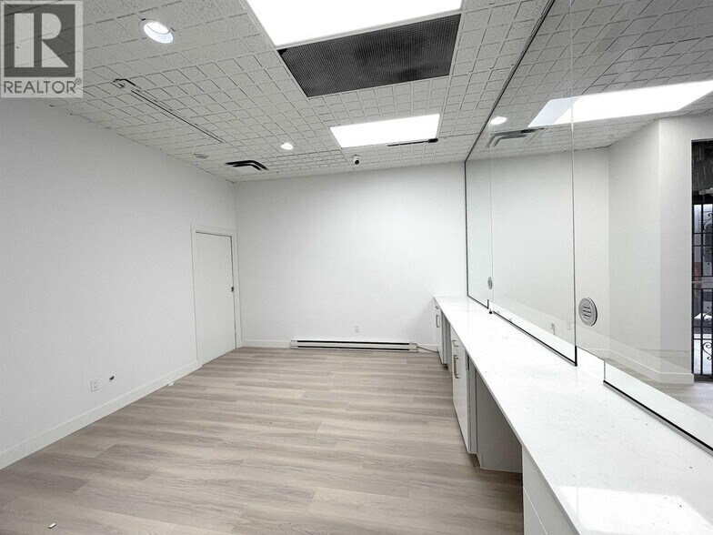 More Photos Of 8611 Alexandra Rd, Richmond Storefront For Lease