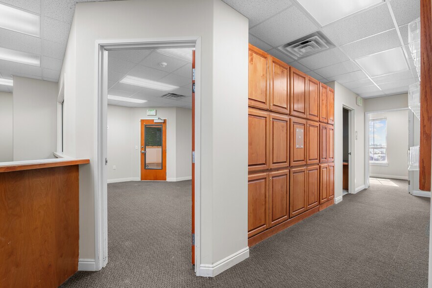 More Photos Of 411-423 N Orem Blvd, Orem Medical For Lease