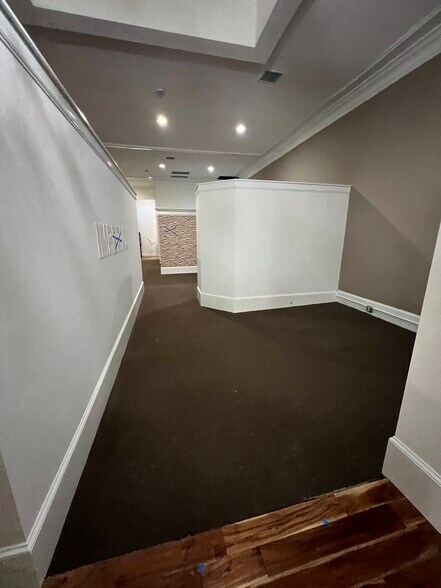 More Photos Of 1537 Main St, Columbia Storefront Retail Office For Lease