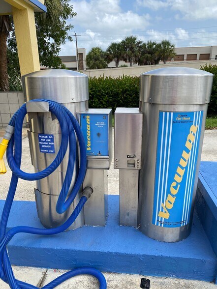 More Photos Of 15251 Convenience Way, Fort Myers Carwash For Lease