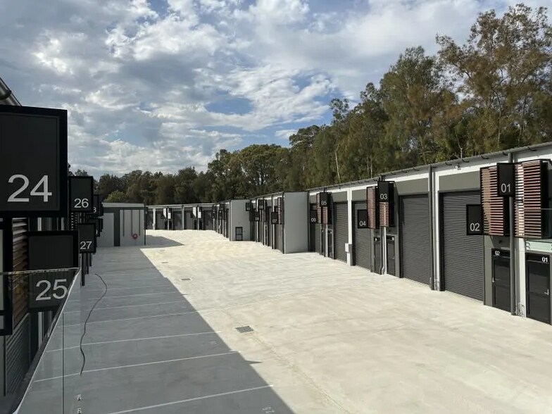 More Photos Of 9 Blackett St, West Gosford Warehouse For Lease