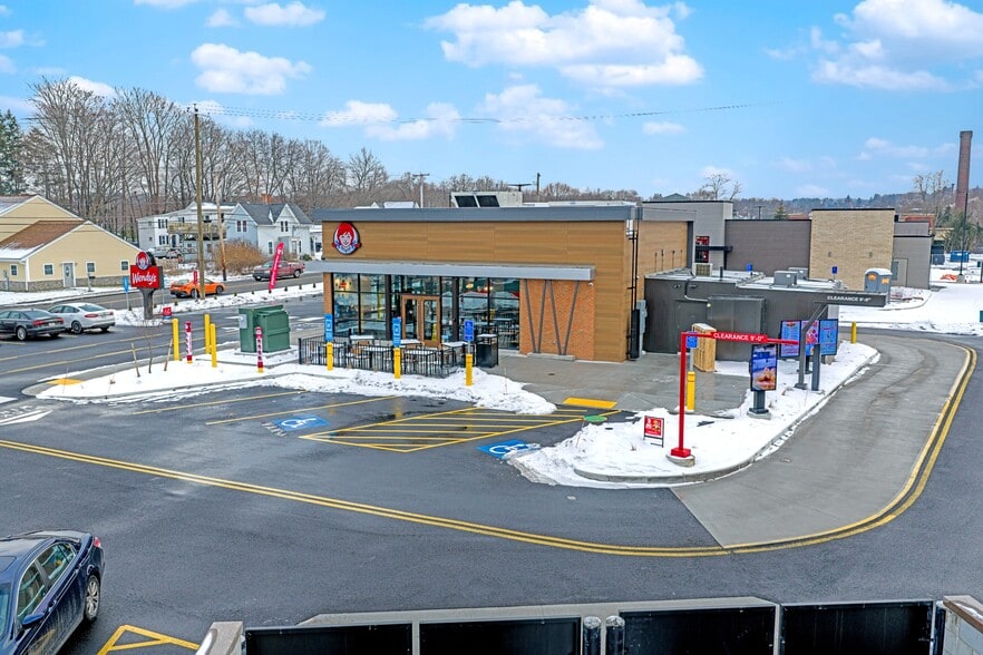 More Photos Of 860 Main st, Clinton General Retail For Sale