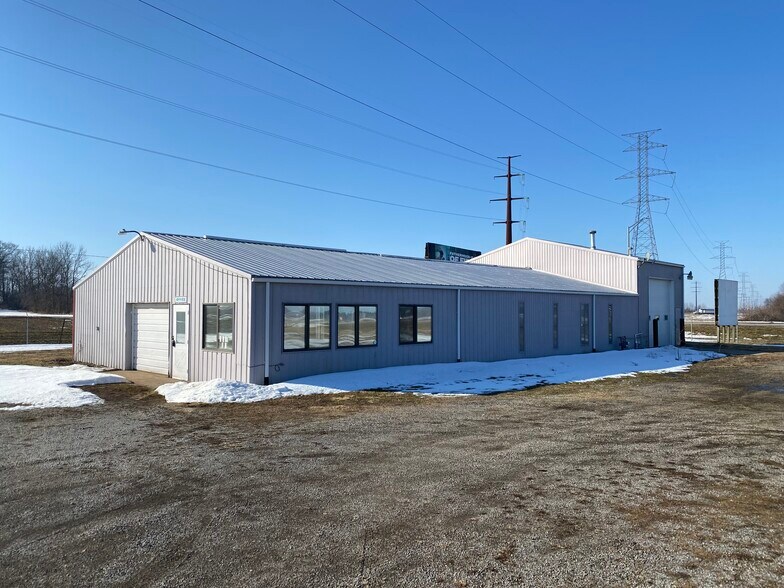 More Photos Of 13101 Michigan Rd, Plymouth Freestanding For Sale