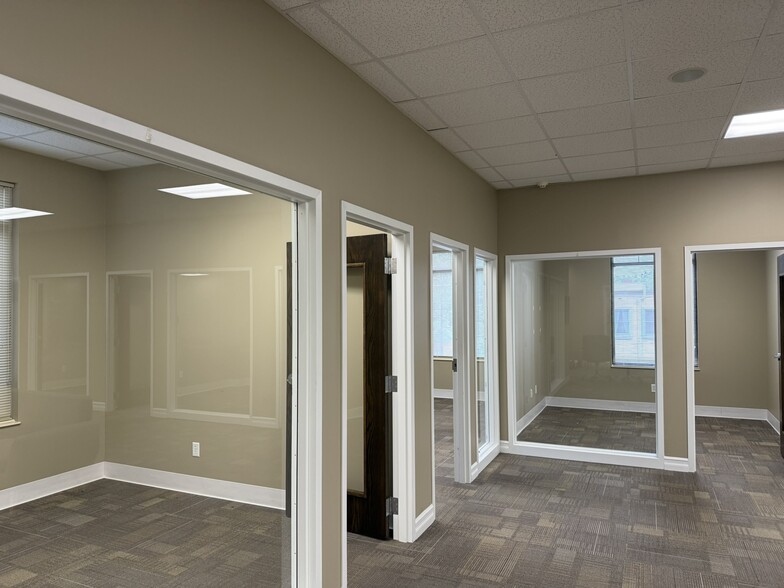 More Photos Of 60 Main St, Hamburg Office For Lease