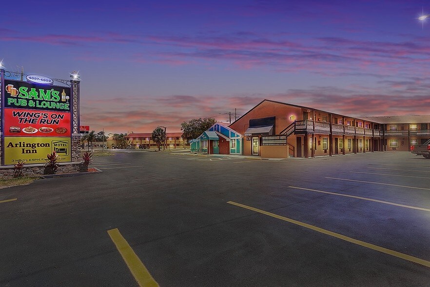 Primary Photo Of 4657 W Irlo Bronson Memorial Hwy, Kissimmee Hotel For Sale
