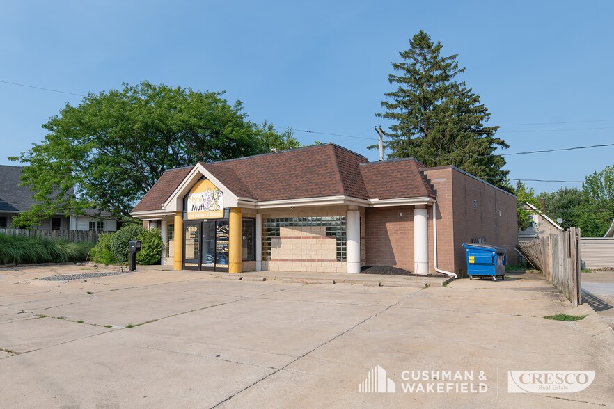 More Photos Of 3525 Warren Rd, Cleveland Storefront For Sale