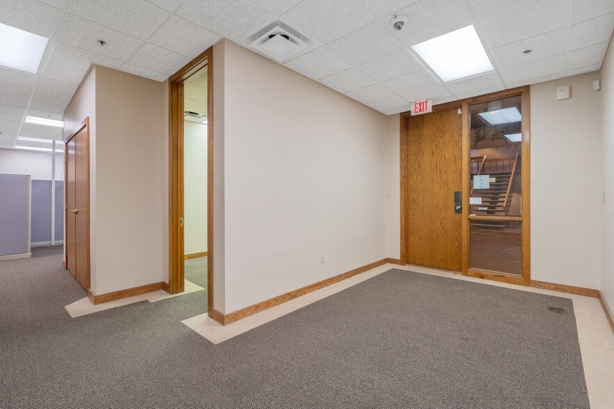 More Photos Of 344 W Genesee St, Syracuse Loft Creative Space For Lease