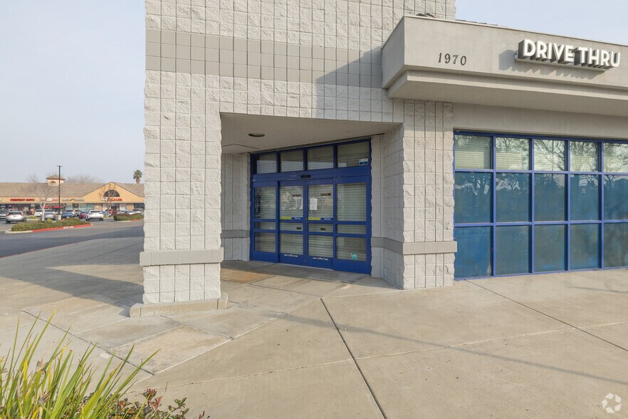 More Photos Of 1970 W Grant Line Rd, Tracy General Retail For Sale