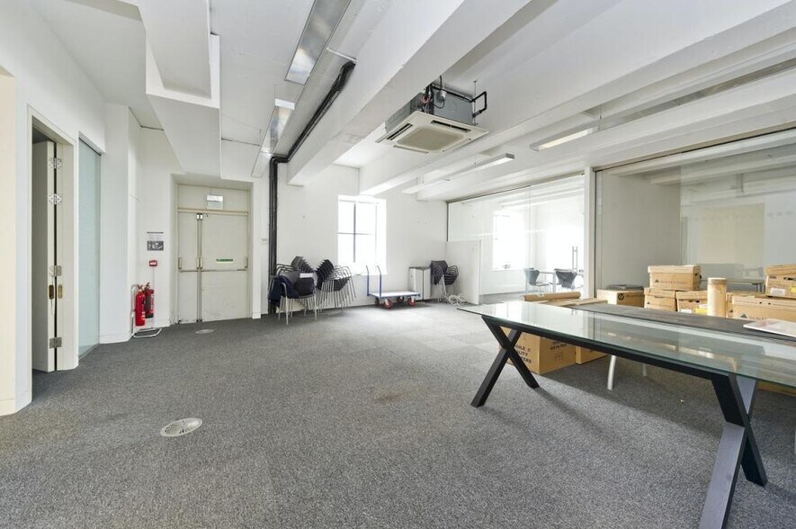 More Photos Of 66 Porchester Rd, London Office For Lease
