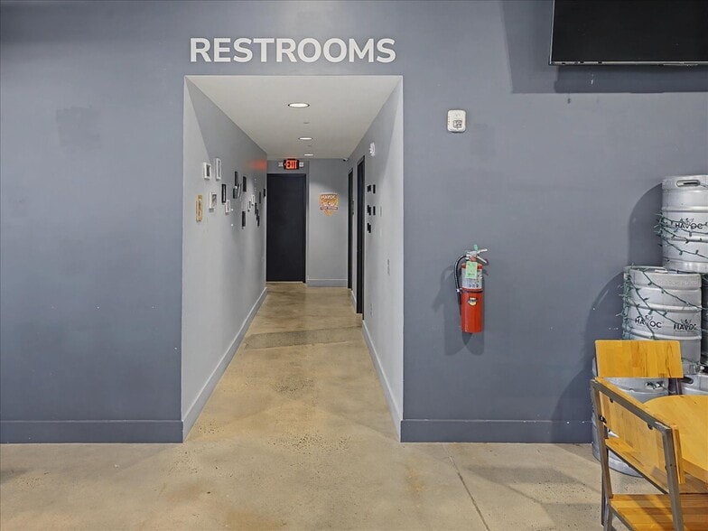 More Photos Of 39 West St, Pittsboro Restaurant For Lease