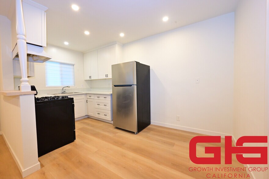 More Photos Of 833 W Duarte Rd, Arcadia Apartments For Sale