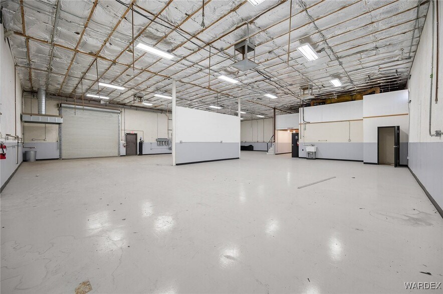 Primary Photo Of 1055 Empire Dr, Lake Havasu City Distribution For Lease