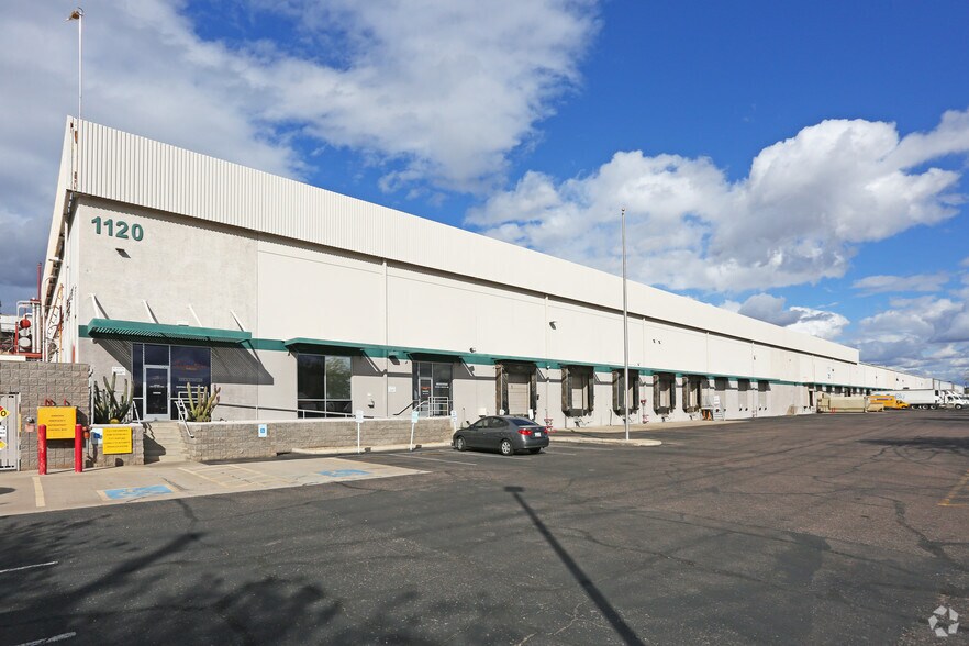 More Photos Of 1120 W Fairmont Dr, Tempe Warehouse For Lease