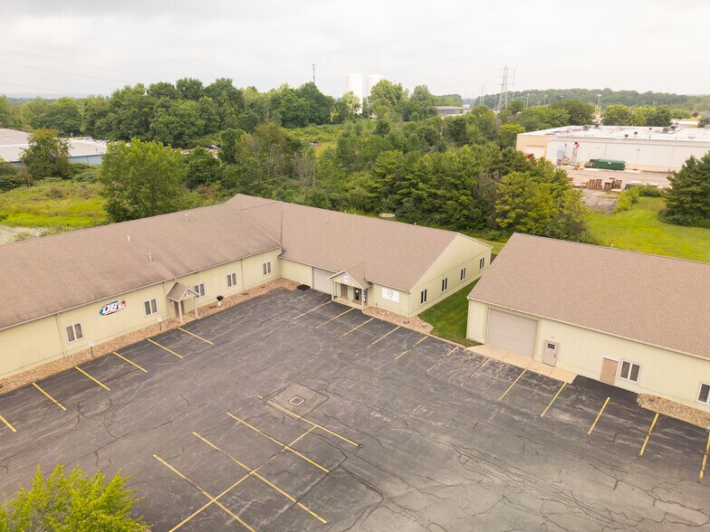 More Photos Of 493 Bev Rd, Youngstown Warehouse For Sale