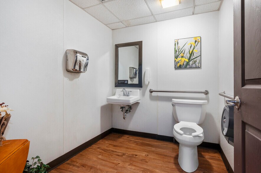 More Photos Of 405 Church St, Pascoag Restaurant For Sale