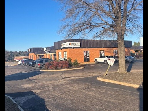 More Photos Of 7468-7502 Lee Davis Rd, Mechanicsville Office For Lease