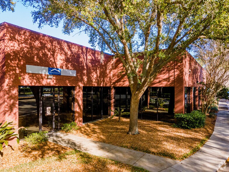More Photos Of 4502 Woodland Corporate Blvd, Tampa Unknown For Lease
