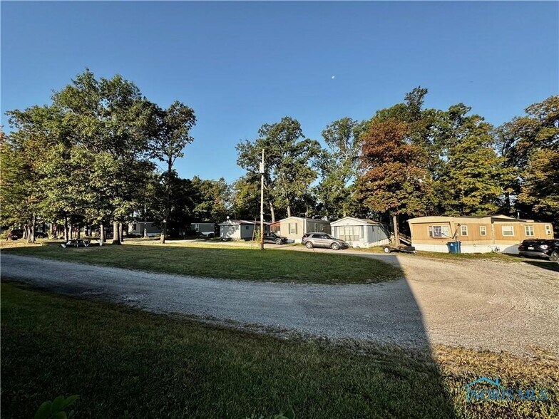 More Photos Of 8705 US Highway 6, Bryan Specialty For Sale