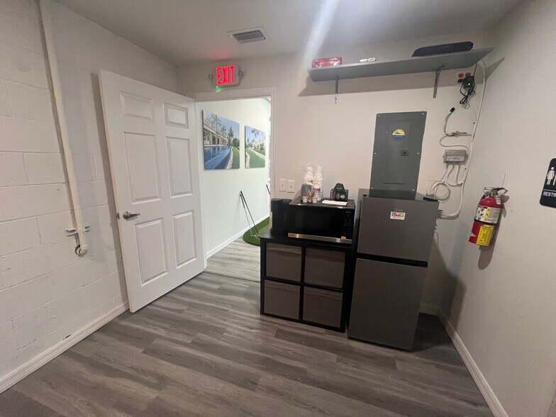 More Photos Of 7755 SW Ellipse Way, Stuart Unknown For Lease