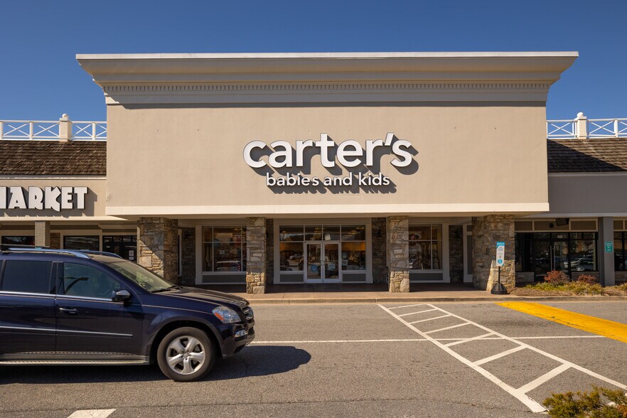 More Photos Of 300 S Stratford Rd, Winston-Salem Unknown For Lease