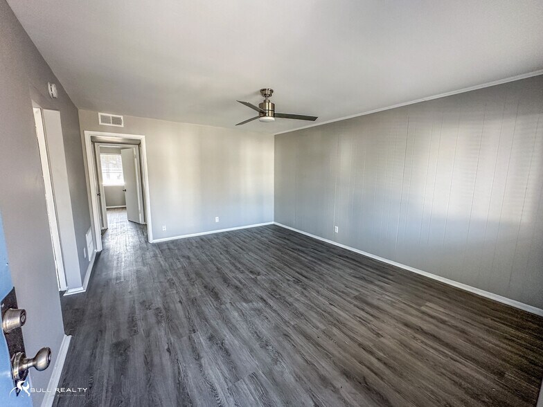 More Photos Of 4663 Waldrop Dr, Forest Park Apartments For Sale
