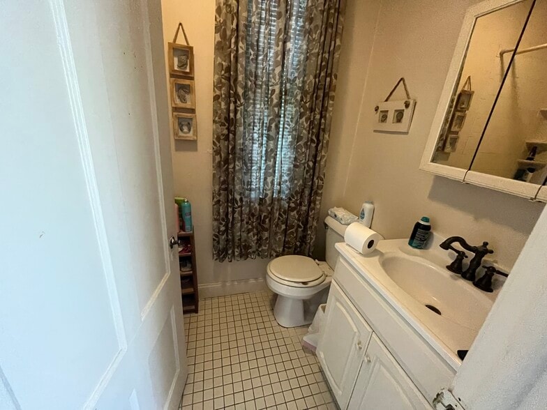 More Photos Of 16 Clinton St, Taunton Apartments For Sale