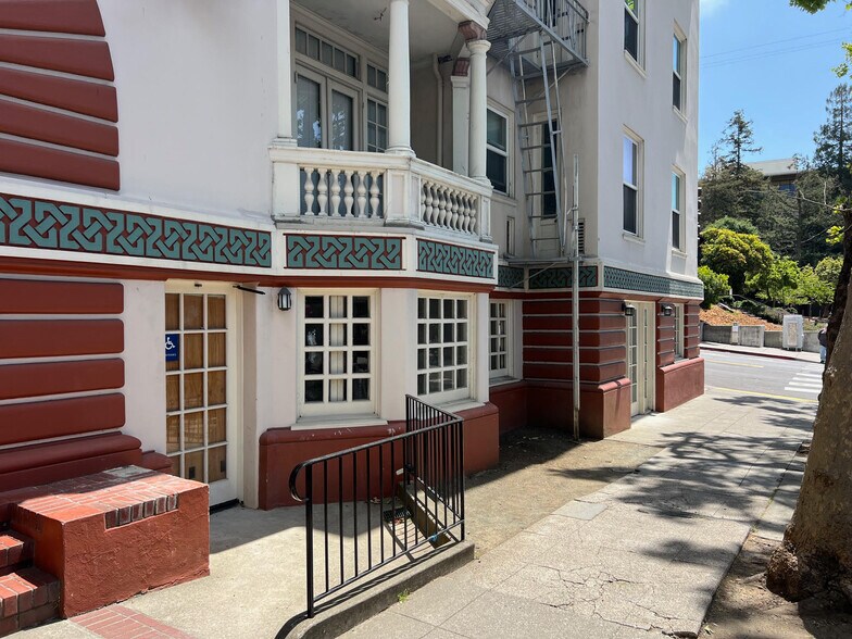 More Photos Of 1865-1879 Euclid Ave, Berkeley Apartments For Lease