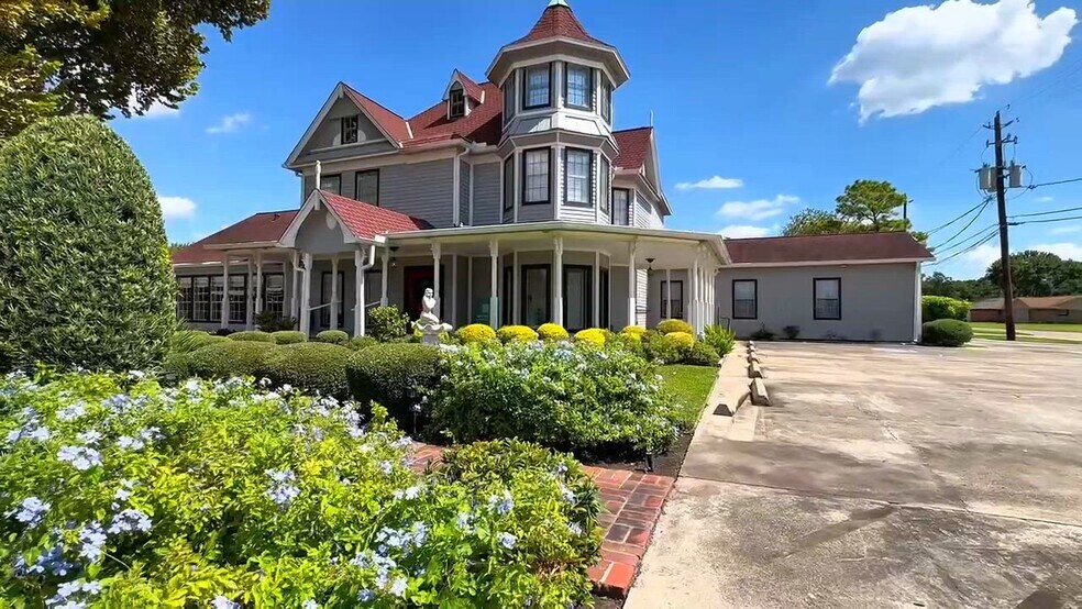 Primary Photo Of 2805 Center St, Deer Park Storefront Retail Office For Sale