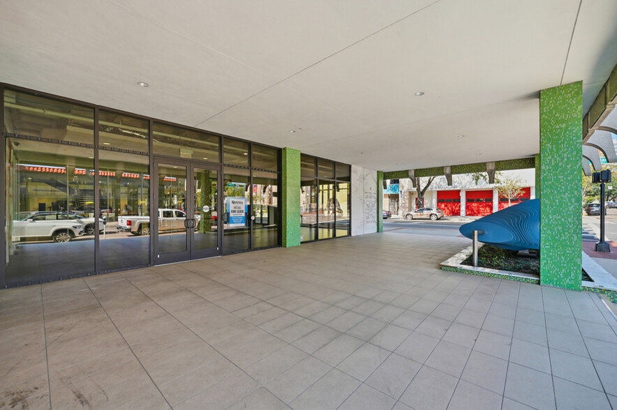 More Photos Of 40 E Adams St, Jacksonville Office For Lease