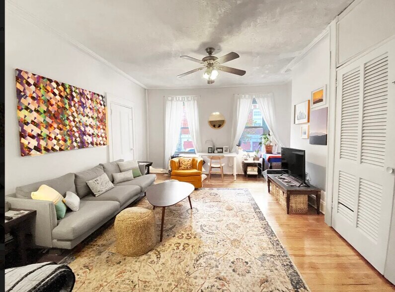 More Photos Of 141 Conselyea St, Brooklyn Multifamily For Sale