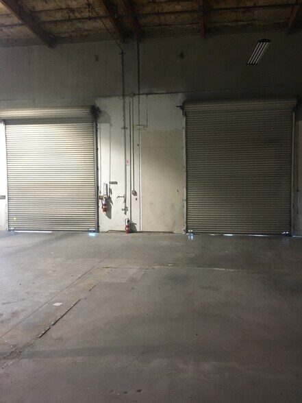 More Photos Of 110 Railroad Ave, Suisun City Flex For Lease